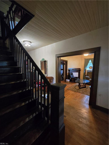 Photo 2 of 49 residential for sale in Isle of Wight County virginia