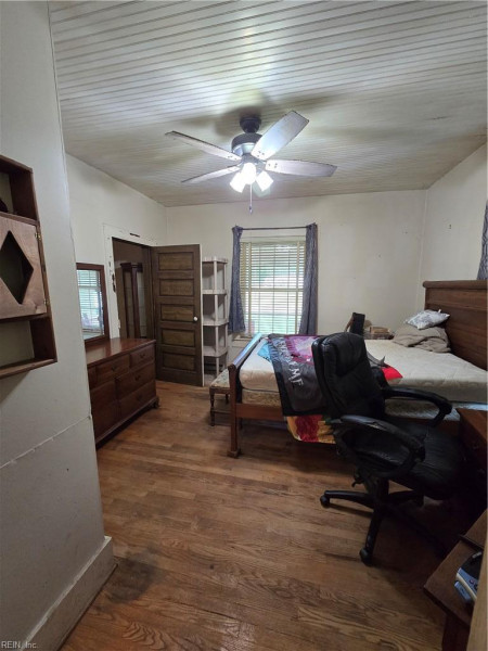Photo 5 of 49 residential for sale in Isle of Wight County virginia