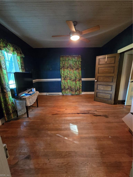 Photo 6 of 49 residential for sale in Isle of Wight County virginia