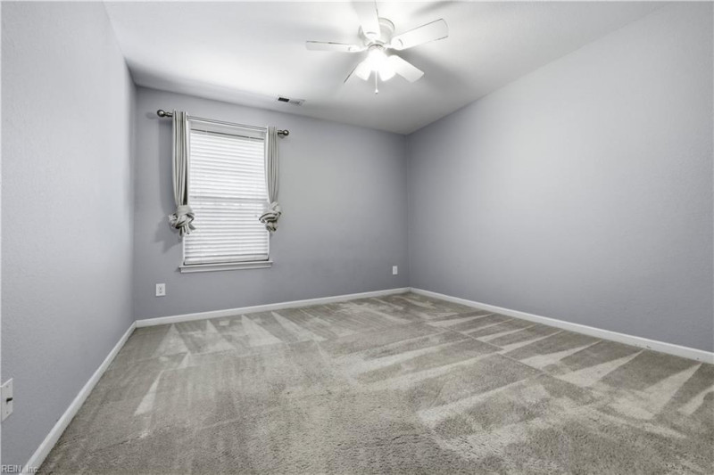 Photo 11 of 27 residential for sale in Norfolk virginia