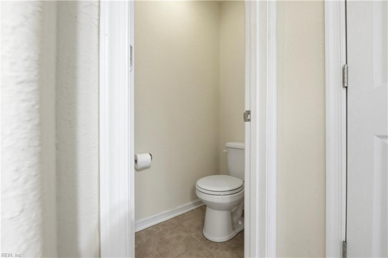 Photo 15 of 27 residential for sale in Norfolk virginia