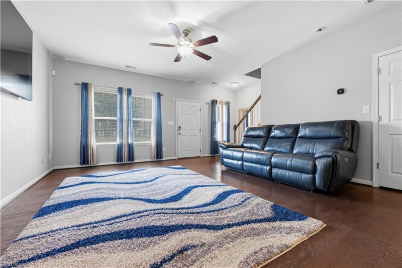 Photo 4 of 27 residential for sale in Norfolk virginia