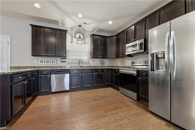 Photo 6 of 27 residential for sale in Norfolk virginia