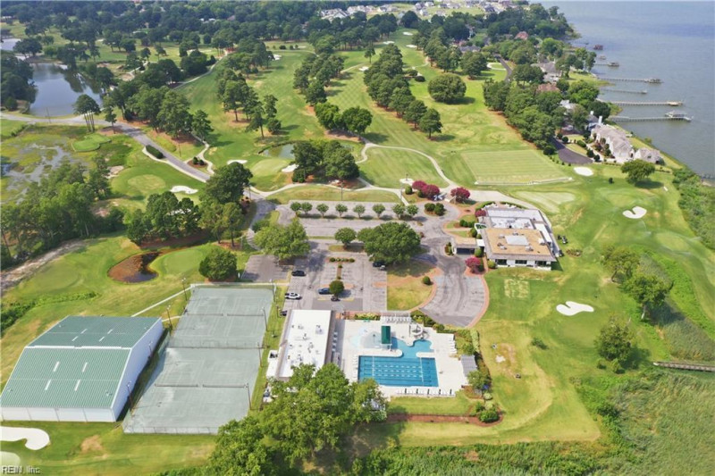 Photo 8 of 10 residential for sale in Suffolk virginia