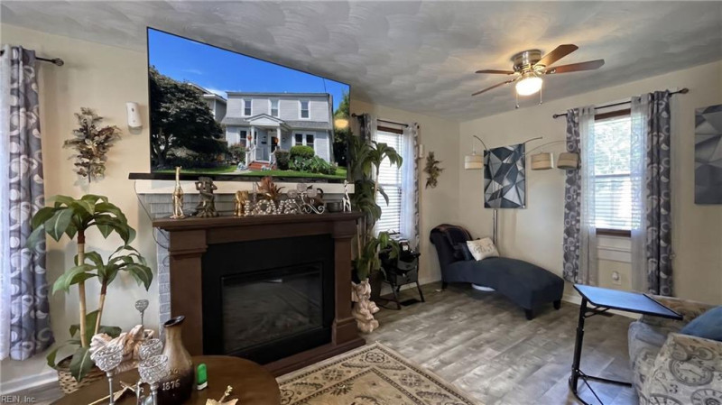 Photo 4 of 27 residential for sale in Norfolk virginia Photo 4 of 27 residential for sale in Norfolk virginia