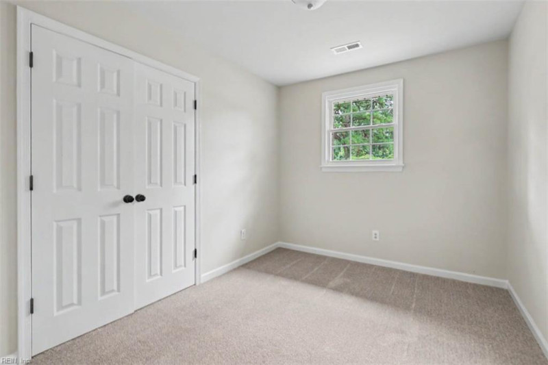 Photo 31 of 34 residential for sale in Chesapeake virginia Photo 31 of 34 residential for sale in Chesapeake virginia