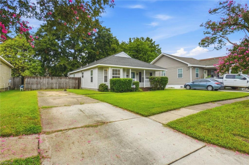 Photo 31 of 42 residential for sale in Norfolk virginia