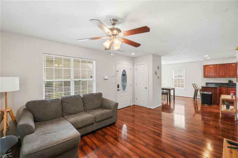 Photo 8 of 42 residential for sale in Norfolk virginia