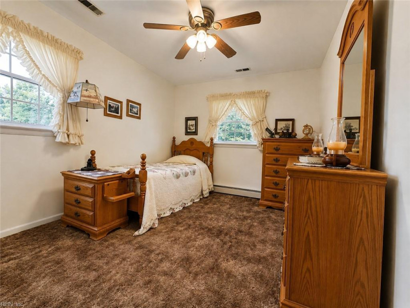 Photo 15 of 23 residential for sale in Newport News virginia