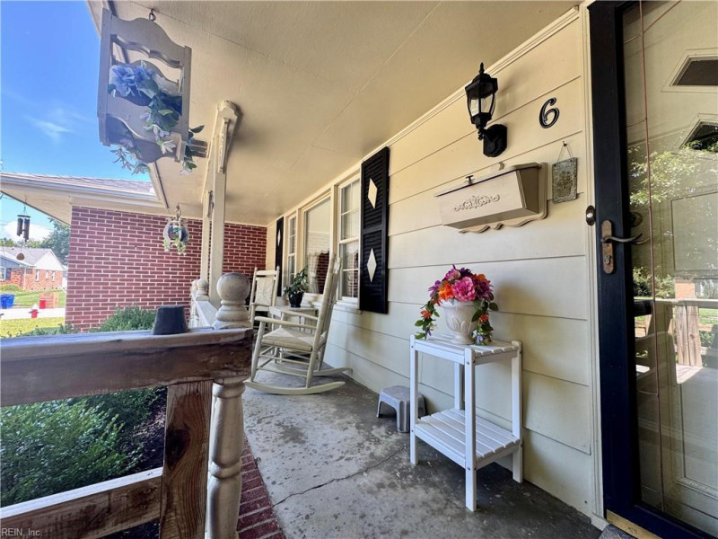Photo 4 of 23 residential for sale in Newport News virginia