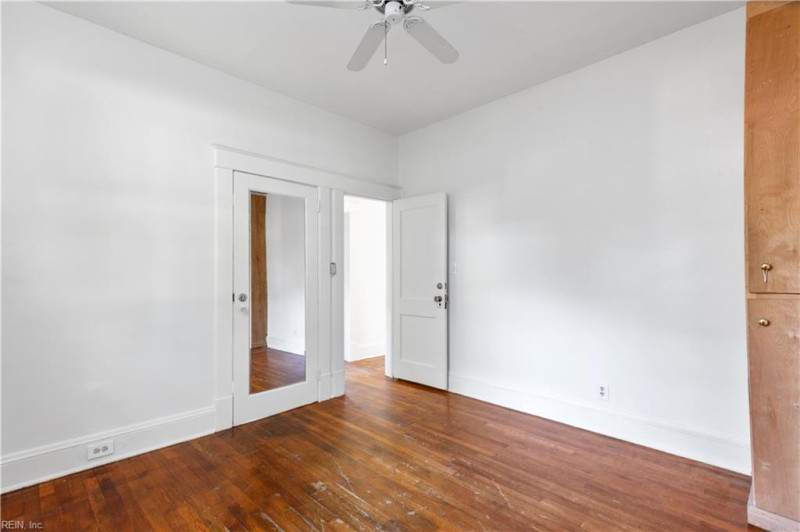Photo 33 of 40 residential for sale in Norfolk virginia Photo 33 of 40 residential for sale in Norfolk virginia