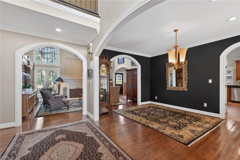 Photo 18 of 40 residential for sale in Virginia Beach virginia