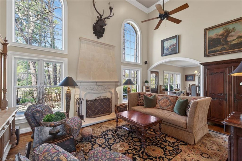 Photo 7 of 40 residential for sale in Virginia Beach virginia
