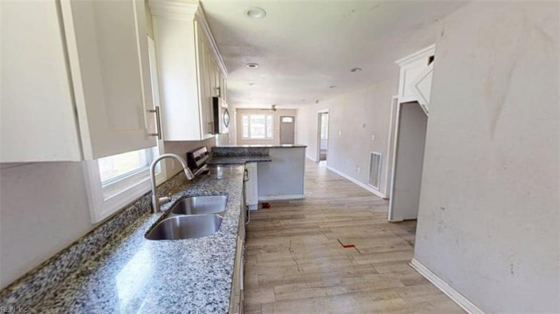 Photo 12 of 43 residential for sale in Suffolk virginia Photo 12 of 43 residential for sale in Suffolk virginia