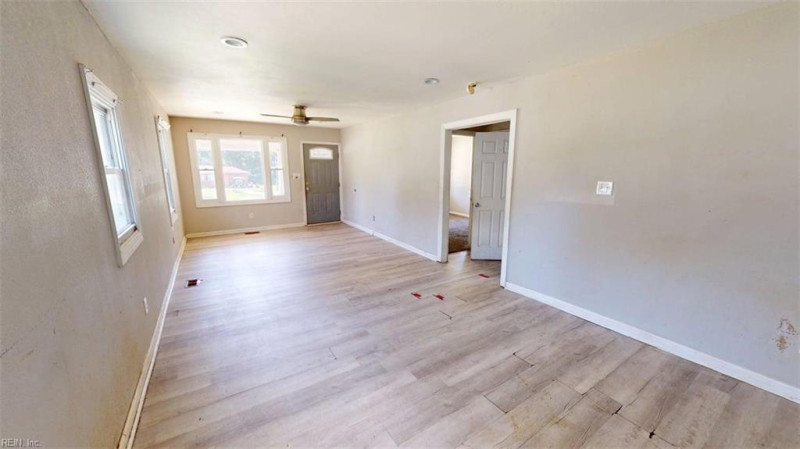 Photo 5 of 43 residential for sale in Suffolk virginia Photo 5 of 43 residential for sale in Suffolk virginia