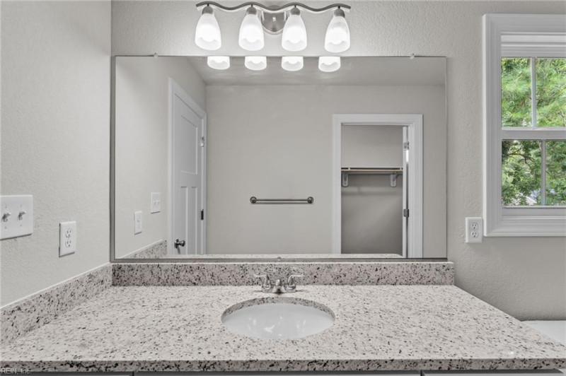 Photo 28 of 40 residential for sale in Chesapeake virginia