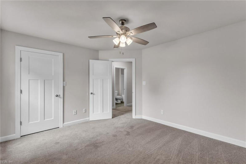 Photo 33 of 40 residential for sale in Chesapeake virginia
