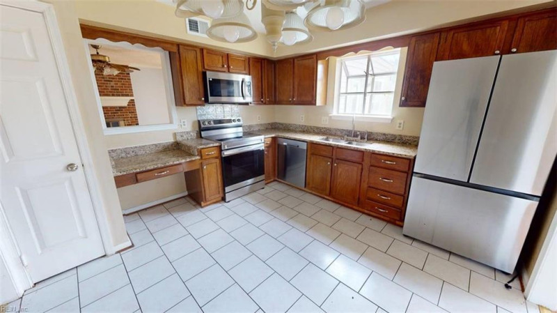 Photo 11 of 50 residential for sale in Virginia Beach virginia Photo 11 of 50 residential for sale in Virginia Beach virginia