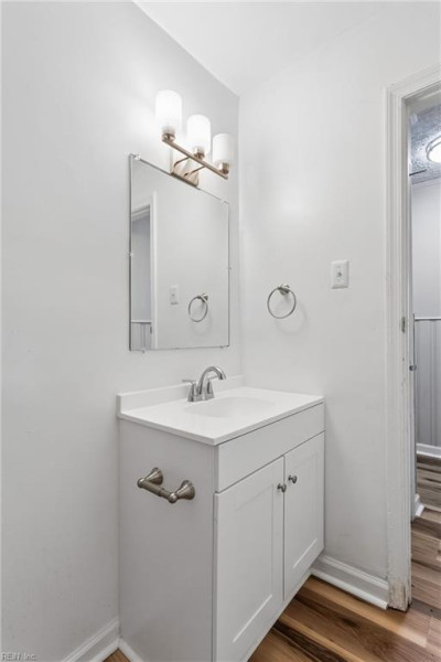 Photo 17 of 35 residential for sale in Hampton virginia