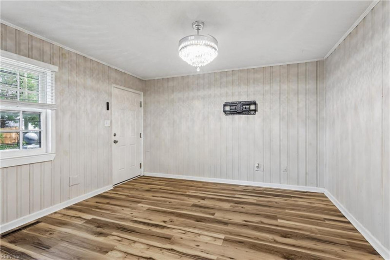 Photo 8 of 35 residential for sale in Hampton virginia