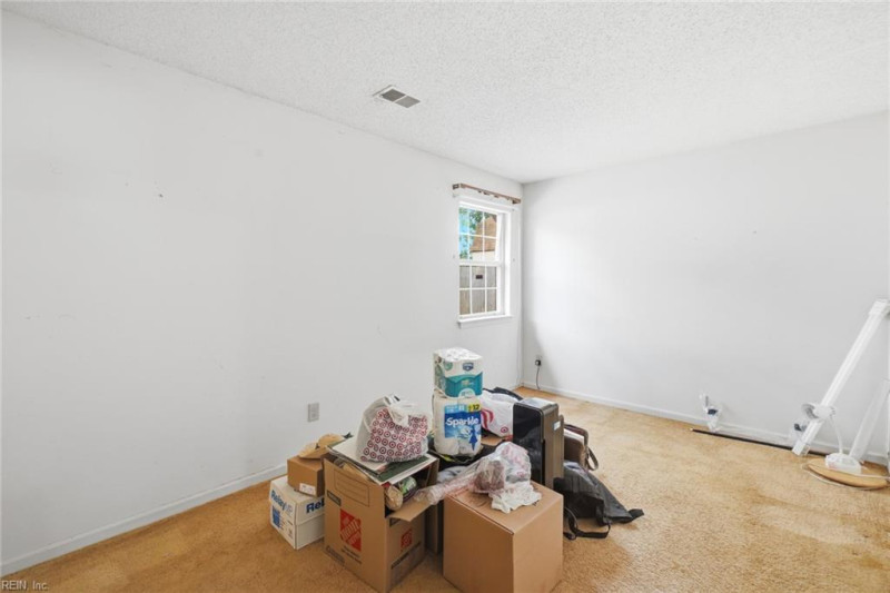 Photo 11 of 22 residential for sale in Virginia Beach virginia