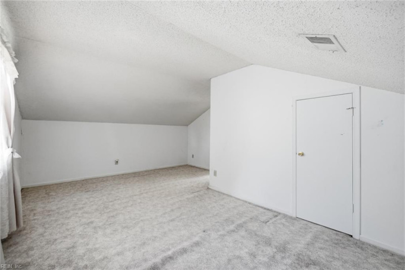 Photo 15 of 22 residential for sale in Virginia Beach virginia