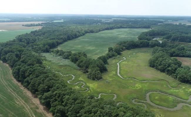 154 Metompkin Road, Accomack County, VA 23421