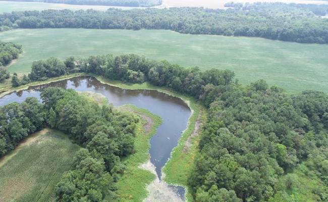154 Metompkin Road, Accomack County, VA 23421