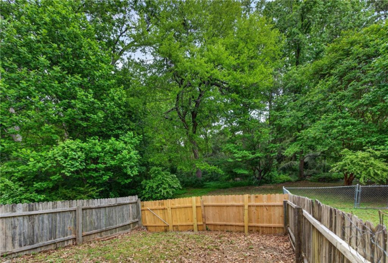 Photo 32 of 39 residential for sale in Chesapeake virginia Photo 32 of 39 residential for sale in Chesapeake virginia