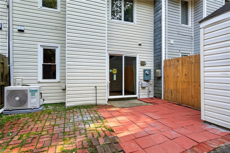 Photo 33 of 39 residential for sale in Chesapeake virginia Photo 33 of 39 residential for sale in Chesapeake virginia