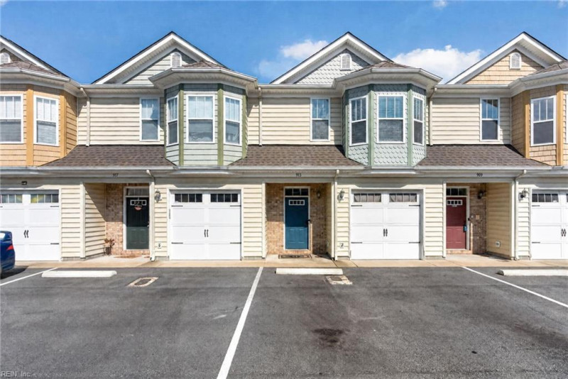 Photo 1 of 29 residential for sale in Chesapeake virginia Photo 1 of 29 residential for sale in Chesapeake virginia