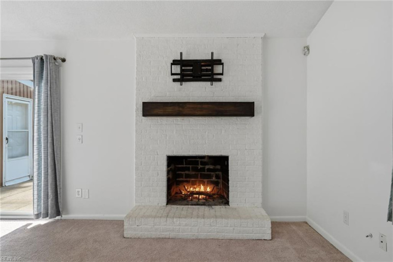 Photo 5 of 34 residential for sale in Virginia Beach virginia Photo 5 of 34 residential for sale in Virginia Beach virginia
