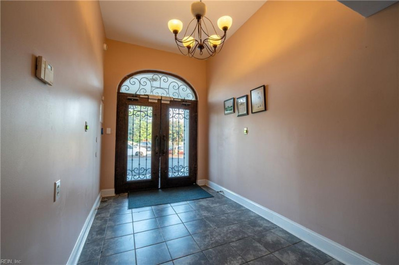 Photo 10 of 37 residential for sale in Norfolk virginia