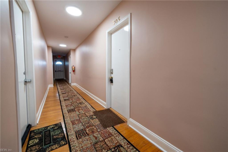 Photo 12 of 37 residential for sale in Norfolk virginia