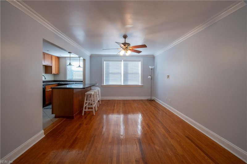 Photo 14 of 37 residential for sale in Norfolk virginia