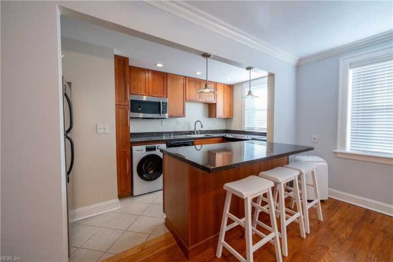 Photo 21 of 37 residential for sale in Norfolk virginia