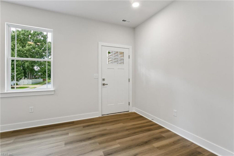 Photo 7 of 50 residential for sale in Hampton virginia Photo 7 of 50 residential for sale in Hampton virginia