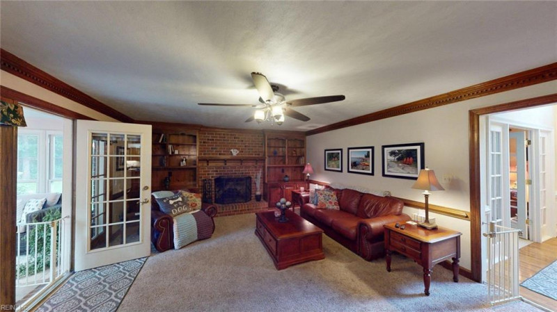 Photo 18 of 46 residential for sale in Chesapeake virginia Photo 18 of 46 residential for sale in Chesapeake virginia