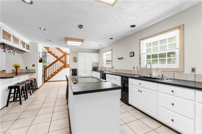 Photo 20 of 42 residential for sale in Isle of Wight County virginia