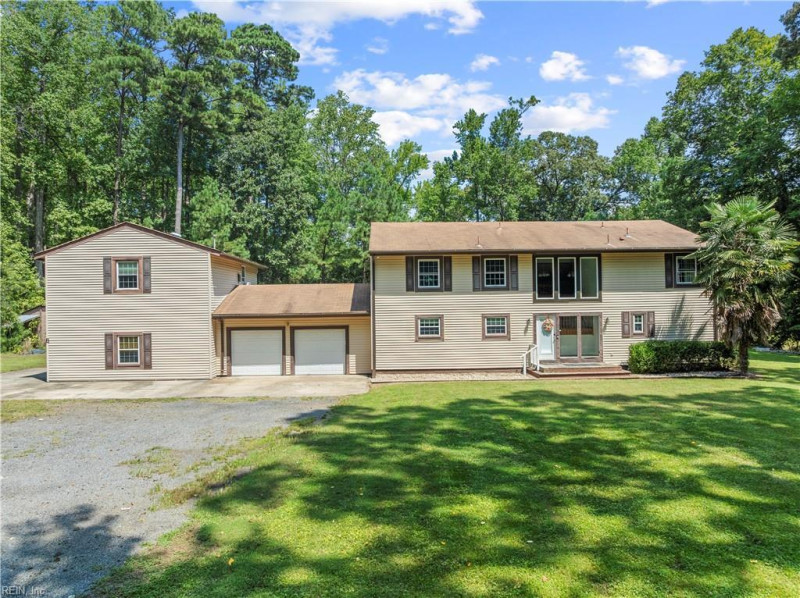 Photo 5 of 42 residential for sale in Isle of Wight County virginia