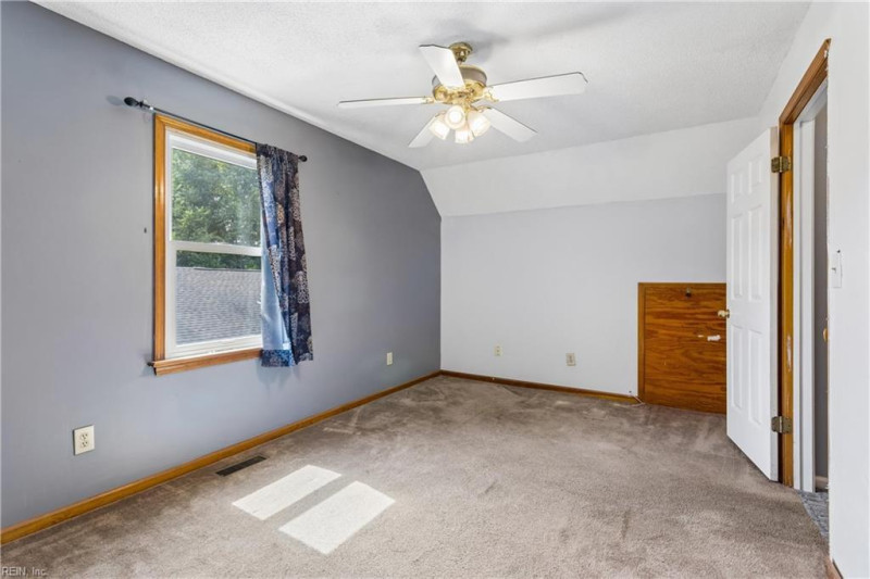 Photo 28 of 49 residential for sale in Virginia Beach virginia