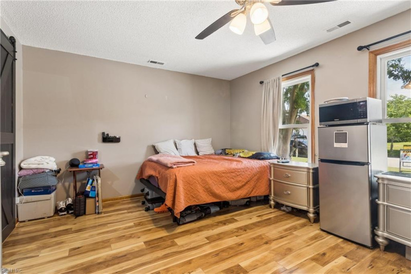 Photo 6 of 49 residential for sale in Virginia Beach virginia