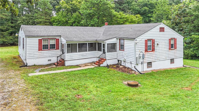 Photo 4 of 40 residential for sale in York County virginia Photo 4 of 40 residential for sale in York County virginia