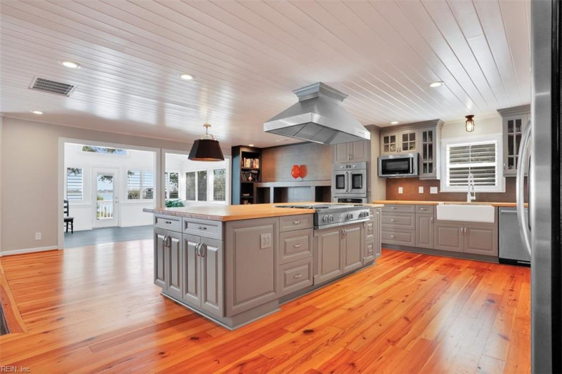 Photo 1 of 45 residential for sale in Hampton virginia