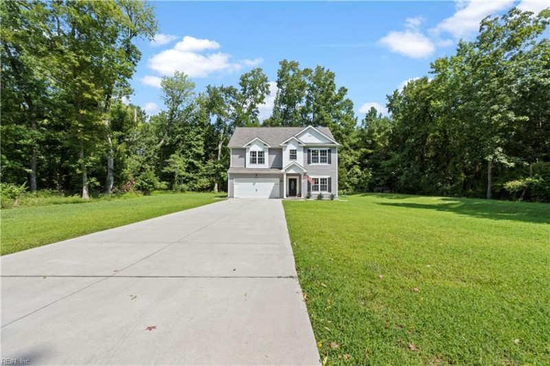 Photo 2 of 25 residential for sale in Isle of Wight County virginia