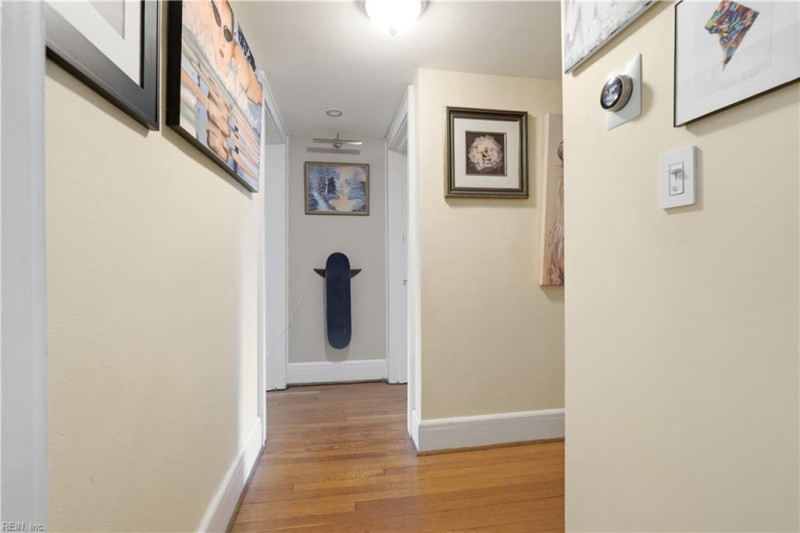 Photo 18 of 29 residential for sale in Norfolk virginia