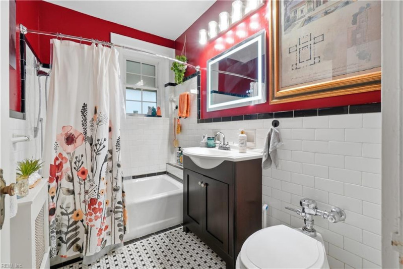 Photo 21 of 29 residential for sale in Norfolk virginia