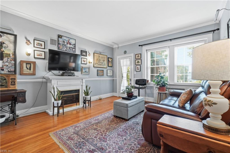 Photo 5 of 29 residential for sale in Norfolk virginia
