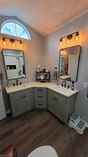 Photo 23 of 46 residential for sale in Virginia Beach virginia