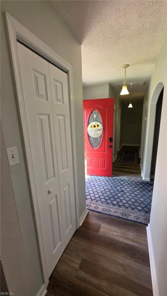 Photo 3 of 46 residential for sale in Virginia Beach virginia